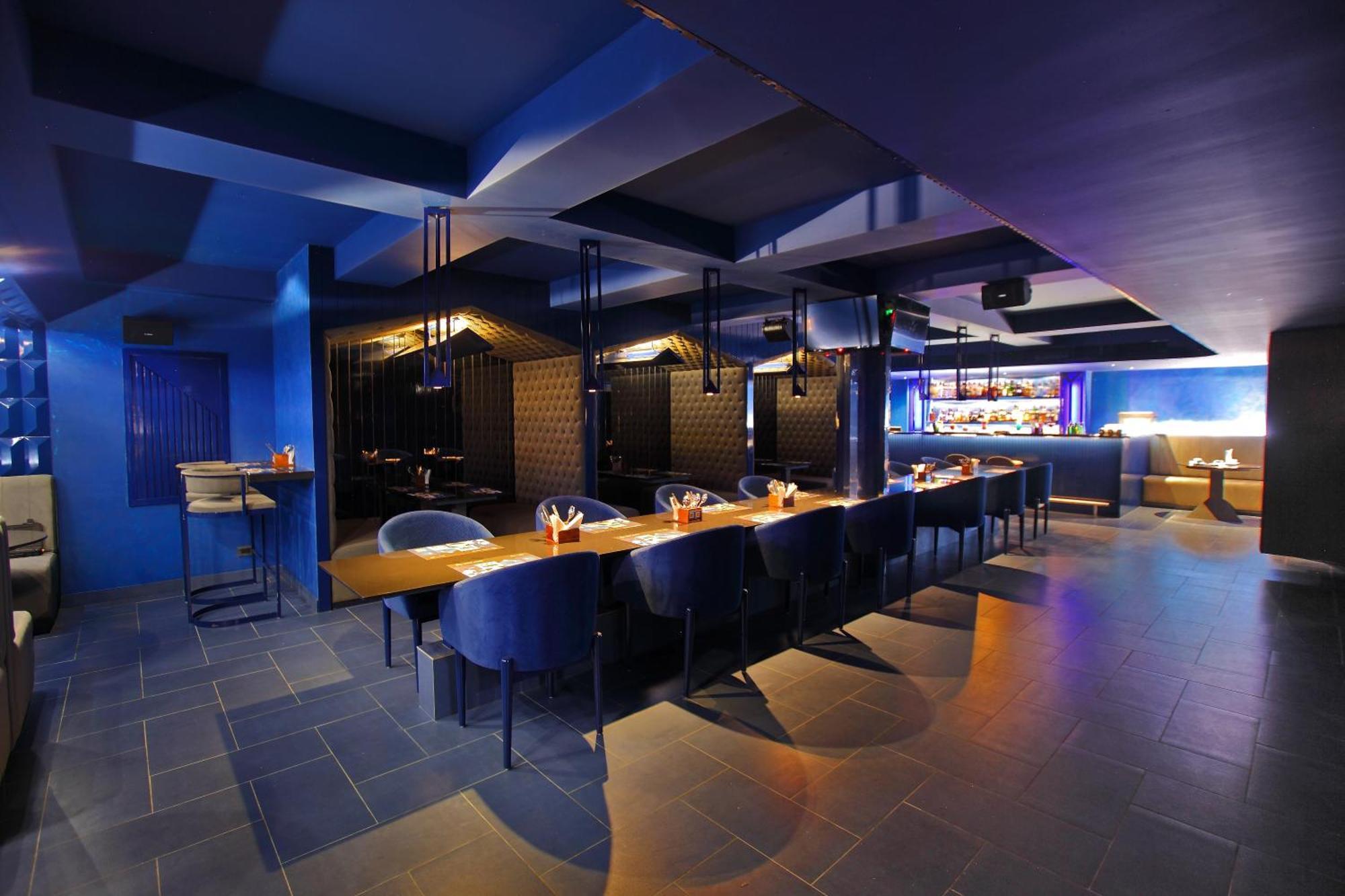 Park Residency Luxury Business Hotel Kochi Exterior photo
