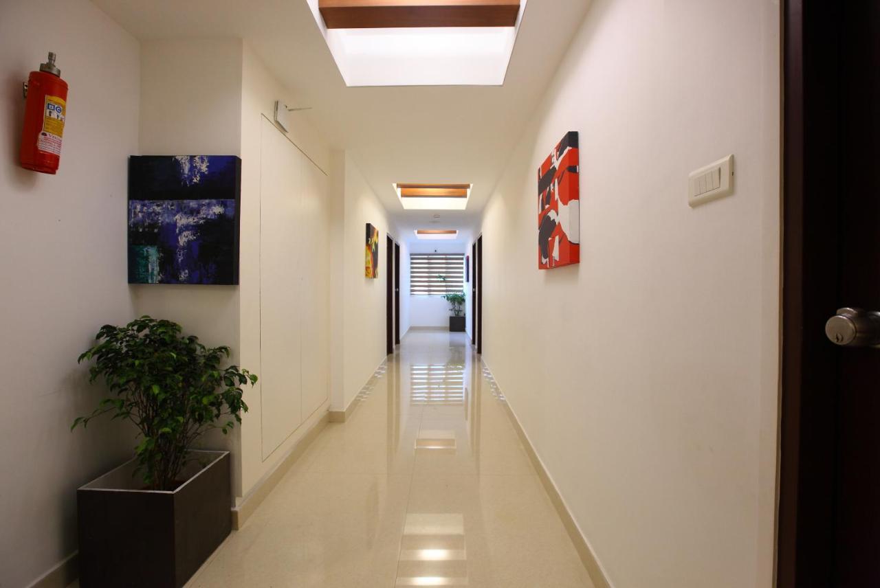 Park Residency Luxury Business Hotel Kochi Exterior photo